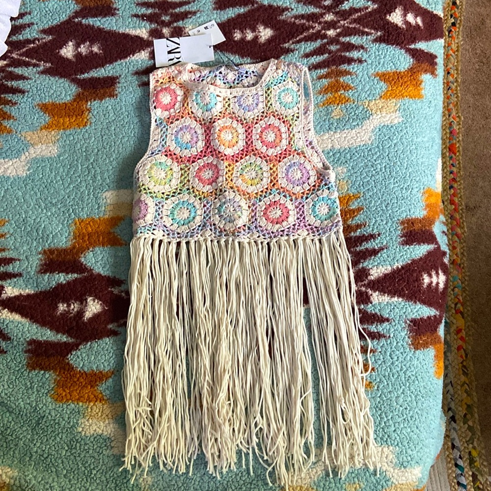 NWT Zara crochet rainbow fringe top size small.